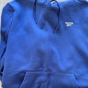 Reebok Men's Royal Blue Pullover Hoodie never worn